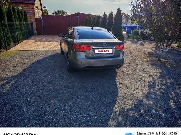 2010 Kia Cerato 6-speed II, серый, 800000 рублей - вид 1