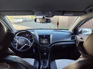 2014 Hyundai Solaris I Рестайлинг, белый, 1000000 рублей, вид 5