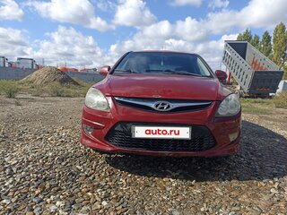 2010 Hyundai i30 I Рестайлинг, красный, 450000 рублей, вид 1
