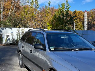 2001 Toyota Avensis I Рестайлинг, серебристый, 300000 рублей, вид 3