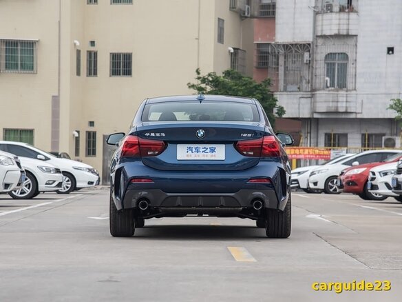 2023 BMW 1 серии 120i III (F52) Рестайлинг, синий, 2270900 рублей - вид 4