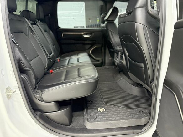 2023 Ram 1500 Crew Cab V, белый, 7700000 рублей - вид 37