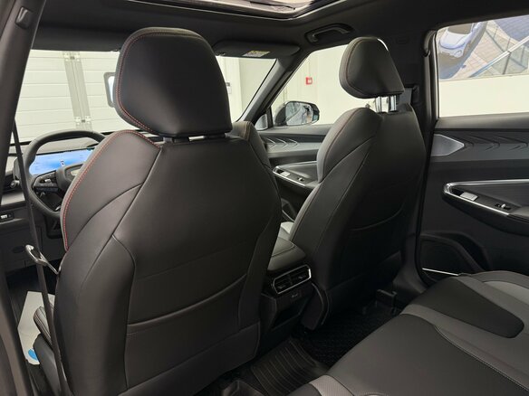 2026 Geely Cityray, серебристый, 3384990 рублей - вид 15