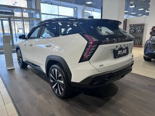 2026 Geely Atlas II, белый, 4119990 рублей, вид 4