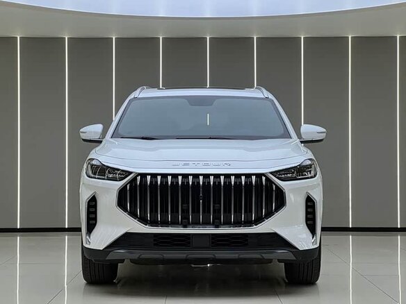 2023 Jetour X70+ I, белый, 1350000 рублей - вид 1