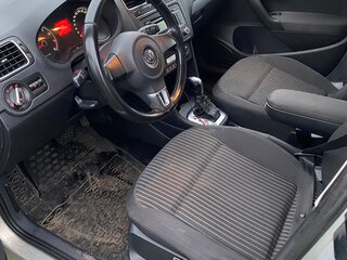 2012 Volkswagen Polo V, жёлтый, 520000 рублей, вид 5
