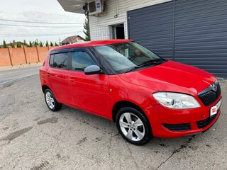 2013 Skoda Fabia II Рестайлинг, красный, 500000 рублей, вид 2
