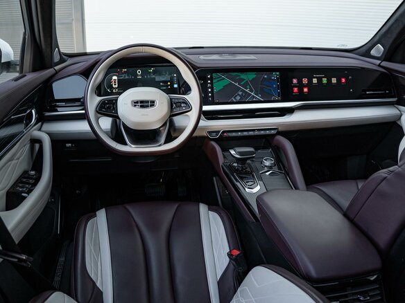 2023 Geely Monjaro (Xingyue L) I, белый, 3060000 рублей - вид 5