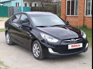 2013 Hyundai Solaris I, чёрный, 610000 рублей, вид 2