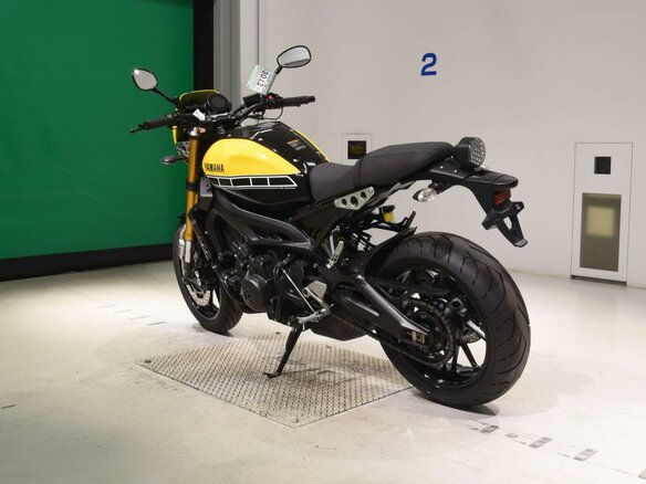 2016 Yamaha XSR900, жёлтый - вид 5