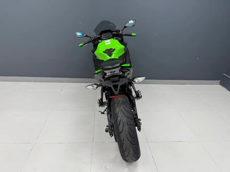 2022 Kawasaki Ninja 650, зелёный, 820000 рублей, вид 4
