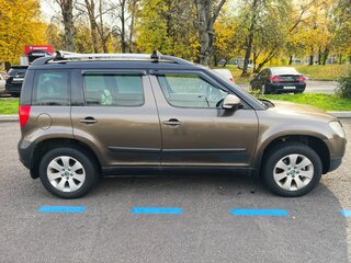 2012 Skoda Yeti I, коричневый, 650000 рублей, вид 2