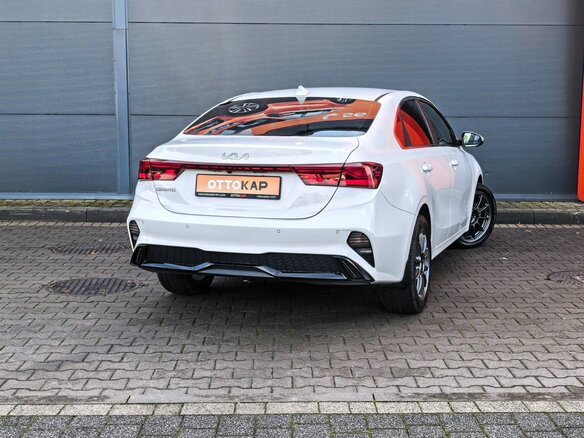 2021 Kia Cerato IV Рестайлинг, белый, 2149000 рублей - вид 3