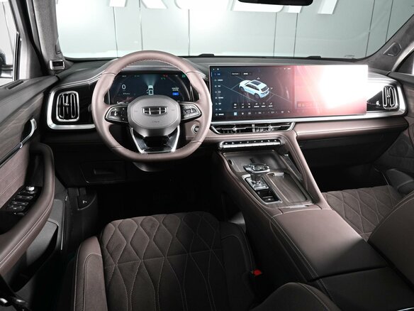 2026 Geely Monjaro (Xingyue L) I Рестайлинг 2 (China Market), серый, 4349000 рублей - вид 5