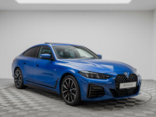 2025 BMW 4 серии Gran Coupe 420i G22, G23, G26 Рестайлинг, синий, 6990000 рублей, вид 5