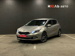 2013 Kia Ceed II, серебристый, 990000 рублей, вид 1