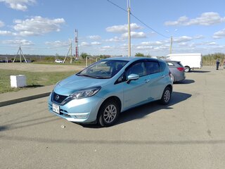 2017 Nissan Note e-Power II Рестайлинг, голубой, 1180000 рублей, вид 2