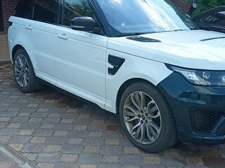 2015 Land Rover Range Rover Sport SVR II, белый, 2800000 рублей, вид 3