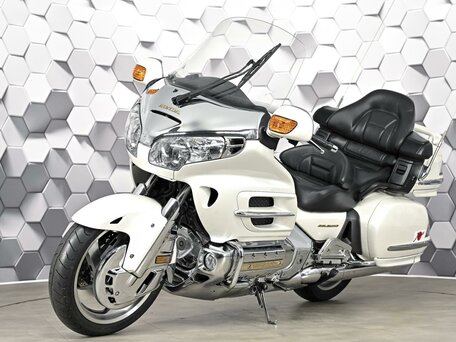 2003 Honda GL 1800 Gold Wing, белый, 877000 рублей, вид 2