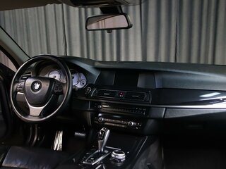 2013 BMW 5 серии 528i xDrive VI (F10/F11/F07), чёрный, 1649000 рублей, вид 5