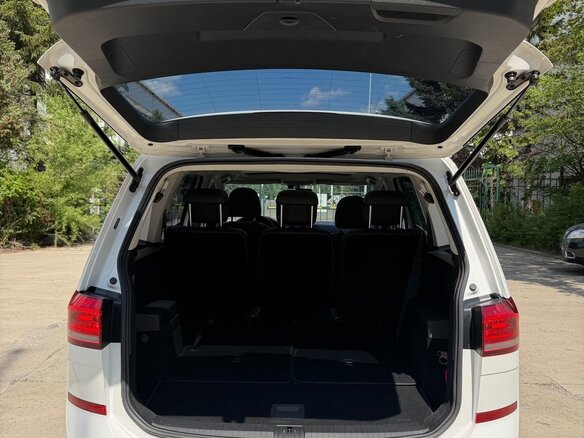 2021 Volkswagen Touran L II, белый, 1755000 рублей - вид 8