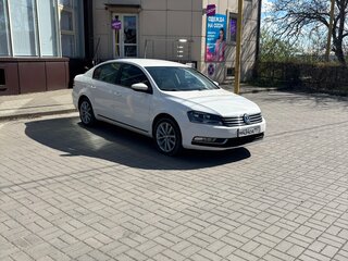 2011 Volkswagen Passat B7, белый, 1000000 рублей, вид 1