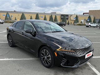 2021 Kia K5 III, чёрный, 2380000 рублей, вид 1