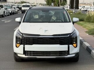 2025 Kia Sportage V Рестайлинг, белый, 3490032 рублей, вид 2