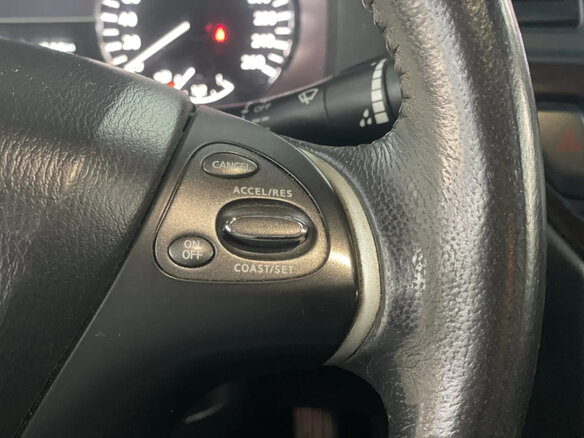 2015 Nissan Pathfinder IV, чёрный, 1599000 рублей - вид 16