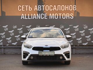 2021 Kia Cerato IV Рестайлинг, белый, 1565000 рублей, вид 2