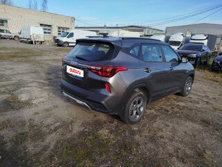 2022 Kia Seltos I, серый, 1702400 рублей, вид 3