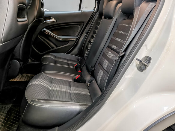 2019 Mercedes-Benz GLA 200 I (X156) Рестайлинг, белый, 2530000 рублей - вид 11