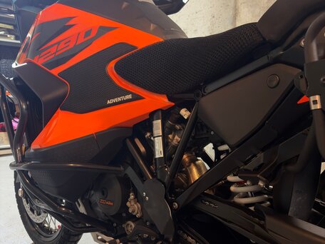 2021 KTM 1290 Super Adventure S, оранжевый, 1300000 рублей, вид 3