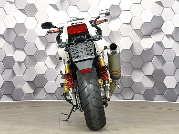 2012 Honda CB 1300, белый, 677000 рублей - вид 5