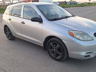 2002 Toyota Matrix I (E130), серебристый, 700000 рублей, вид 3