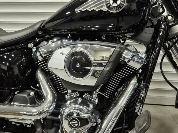 2026 Harley-Davidson Fat Boy, чёрный, 3300000 рублей - вид 6