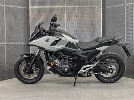 2025 Honda NC 750X, серый, 1299000 рублей, вид 5