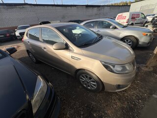 2013 Kia Rio III, бежевый, 780000 рублей, вид 5