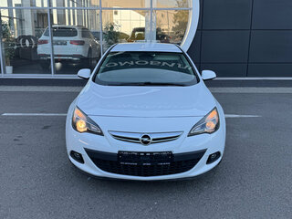 2012 Opel Astra GTC J Рестайлинг, белый, 844000 рублей, вид 2