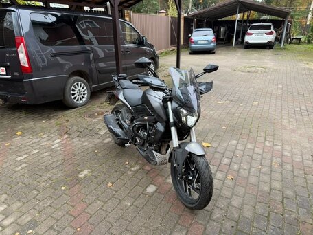 2023 Bajaj Dominar 400, чёрный, 395000 рублей, вид 3