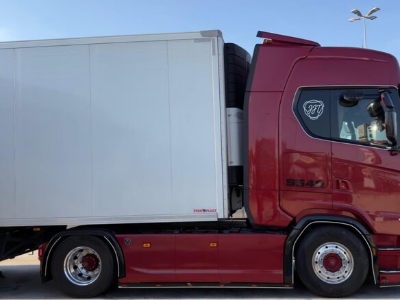 2022 Scania S-Series, пурпурный, 14500000 рублей - вид 3