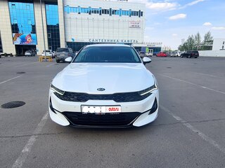 2021 Kia K5 III, белый, 2360000 рублей, вид 1