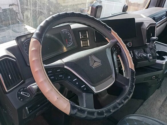 2023 Sinotruk Sitrak C7H, белый, 3701000 рублей - вид 5