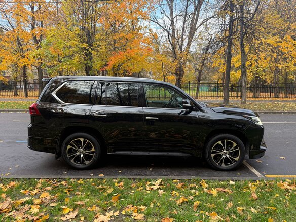2015 Lexus LX 450d III Рестайлинг 2, чёрный, 5650000 рублей - вид 6