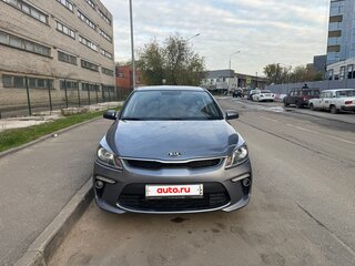 2019 Kia Rio IV, серый, 1400000 рублей, вид 2