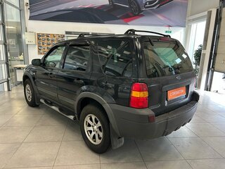 2005 Ford Maverick III, чёрный, 309000 рублей, вид 3