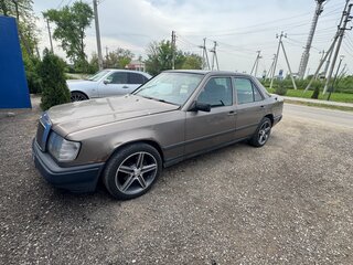 1988 Mercedes-Benz W124 250, коричневый, 280000 рублей, вид 1