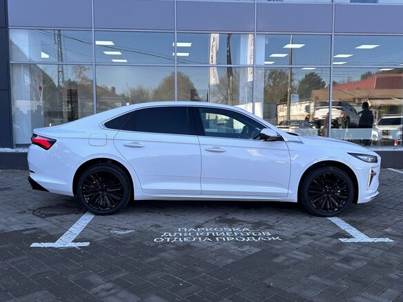 2026 Geely Preface I, белый, 3434990 рублей - вид 3