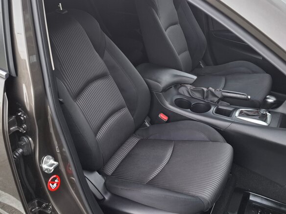 2014 Mazda 3 III (BM), серый, 1300000 рублей - вид 13