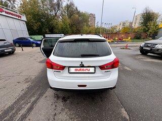 2014 Mitsubishi ASX I Рестайлинг, белый, 800000 рублей, вид 2